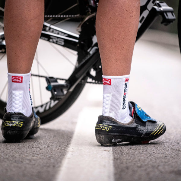 Шкарпетки компресійні Compressport Pro Racing Socks V3.0 Bike, Smart White