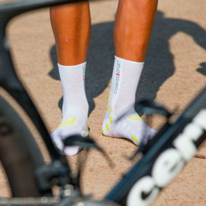 Шкарпетки компресійні Compressport Pro Racing Socks V3.0 Bike, White/Lime